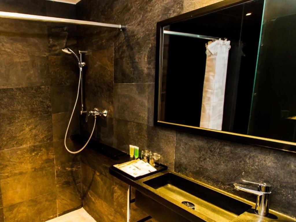 Noble Park Hotel Hongkong Zewnętrze zdjęcie